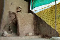 اسکلت هزارسالۀ هندی که در حالت «مراقبه» دفن شده است