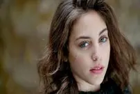 تصاویر؛ عکس های  شخصی، زندگی خصوصی و بیوگرافی اویکو کارایل