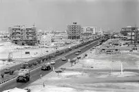 عکس؛ سفر در زمان؛ امارات ۲۰۰ خودروی سواری از ایران خرید! 