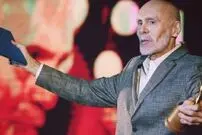 عکس| سفر زمان؛ «جمشید هاشم پور» در 24 سالگی و در نخستین فیلم اش؛ سال 47