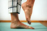 فواید شگفت‌انگیز ایستادن روی یک پا