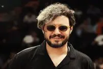 (ویدیو) چهره تازه جواد عزتی که هوادارانش را غافلگیر کرد!