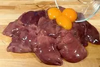 (ویدئو) نحوه پخت یک غذای اسپانیایی ارزان و خوشمزه با 600 گرم جگر مرغ