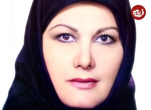 عکس| سفر در زمان؛ ظاهر متفاوت «ایرن» در لباس بابانوئل در 34 سالگی؛ سال 1340
