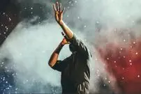 تحقیق جدید: شهرت احتمال مرگ زودهنگام خواننده‌ها را افزایش می‌دهد