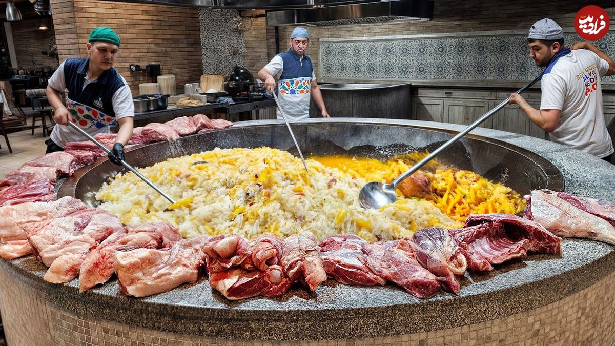 ببینید؛ غذای خیابانی در ازبکستان؛ پخت سمرقندپلو با گوشت در دیگ 3 تنی در تاشکند