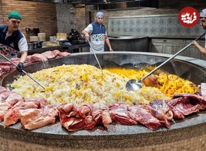ببینید؛ غذای خیابانی در ازبکستان؛ پخت سمرقندپلو با گوشت در دیگ 3 تنی در تاشکند
