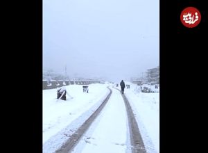 (ویدئو) نمایی دیدنی از کشمیر بعد از بارش برف 