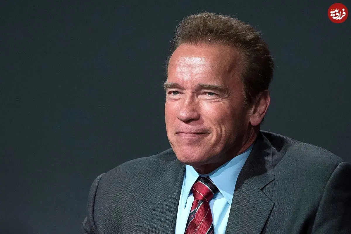 عکس| سفر در زمان؛ «آرنولد 33 ساله» در حاشیه یک مهمانی سینمایی؛ سال 1357