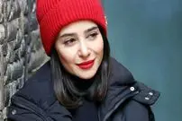 عکس| سفر زمان؛ تیپ و چهرۀ «الناز حبیبی» در 30 سالگی در تئاتر «زهرماری»