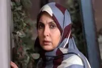 عکس| سفر زمان؛ «فاطمه گودرزی» 31 ساله با اسلحه در «بهشت پنهان»؛ سال 73