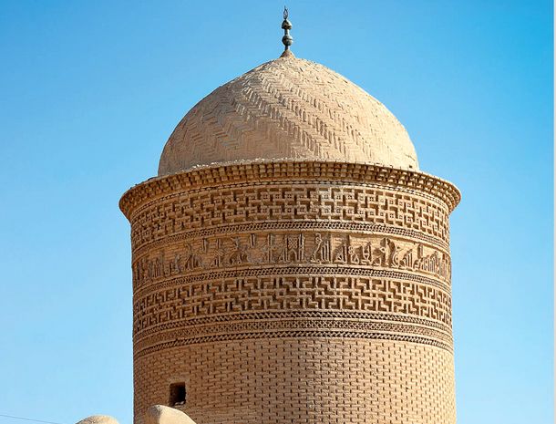 مقبره پیر علمدار؛ دومین برج کهن ایران
