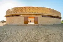 چگونه این مدرسه در صحرای هند حتی در گرمای شدید خنک می ماند؟