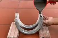 ببینید| با سیمان و شلنگ آب این گلدان متفاوت را بسازید!