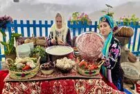 ببینید| غذای روستایی در ایران؛ پخت کوفته با گوشت چرخ کرده در طبیعت زیبای روستا