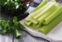 خواص باورنکردنی کرفس: ۵ خاصیت اثبات شده علمی