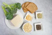 مواد غذایی سرشار از پروتئین برای لاغری؛ با این مواد غذایی صبحانه پروتئین دار بخورید