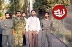 عکس؛ سفر به تاریخ؛ «رهبر انقلاب» با ماسک ضد گاز در بازدید از یک معدن؛ دهۀ 70