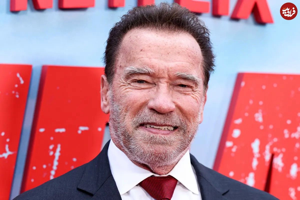 عکس| سفر در زمان؛ «آرنولد» در حال بازی در مسابقات تنیس RFK 1977 در نیویورک؛ سال 1355