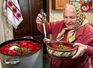 ببینید؛ غذای روستایی در اوکراین؛ پخت غذا با لبو در هوای برفی توسط یک مادربزرگ