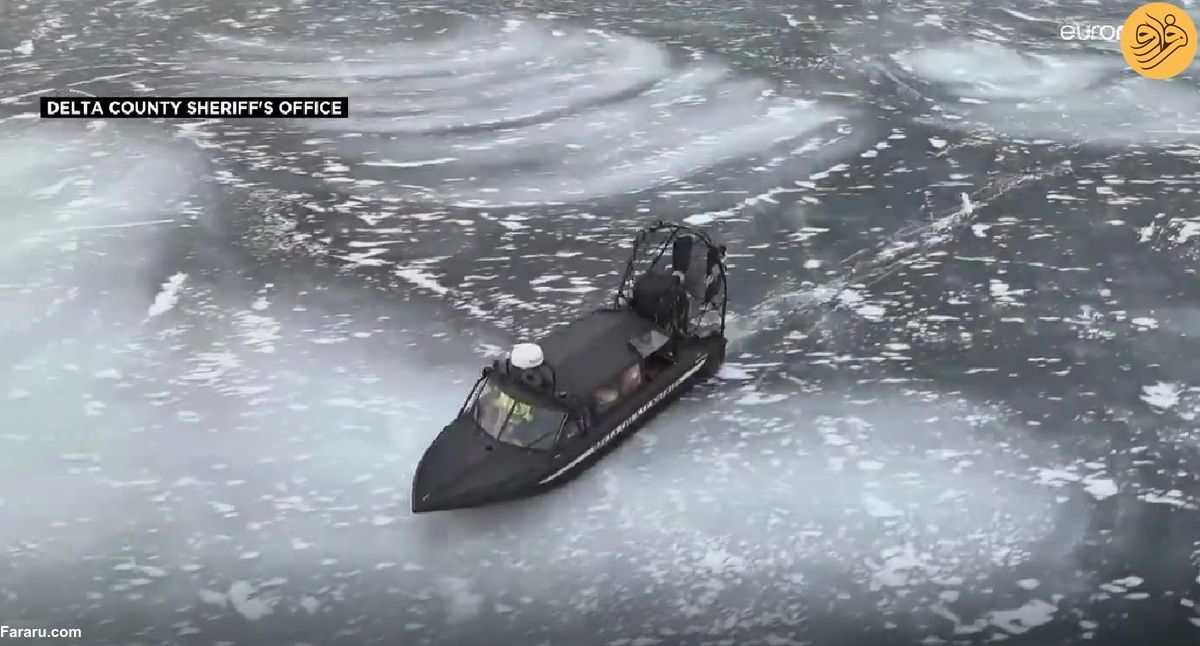 (ویدئو) نجات مرد سقوط کرده در دریاچه یخ‌زده با یک قایق ویژه