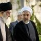 عکس؛ سفر به تاریخ؛ «حسن روحانی» در کنار «سید محمد خامنه‌ای، برادر رهبر انقلاب» در ایتالیا؛ سال 61