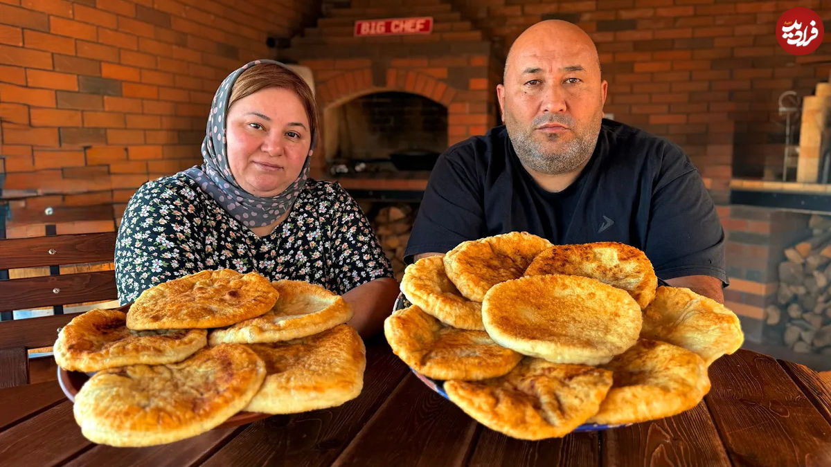 (ویدئو) غذای روستایی در داغستان روسیه؛ پخت یک غذای محلی با آرد و گوشت