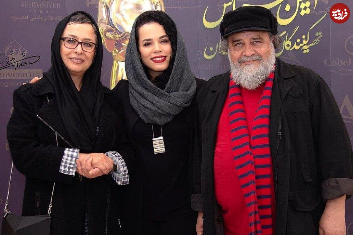 عکس؛ سفر در زمان؛ «محمدرضا شریفی نیا و آزیتا حاجیان» در مراسم عروسی شان؛ سال 58