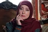 عکس| سفر زمان؛ «فریبا متخصص» در اتاق گریم «بهشت تبهکاران؛ سال 1401