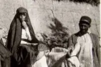 عکس| سفر زمان؛ خرسواری دختران در درکه تهران؛ یک قرن قبل