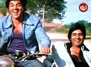 عکس| سفر در زمان؛ «ویرو فیلم شعله» در مراسم رونمایی از موسیقی یک فیلم در بمبئی؛ سال 1389