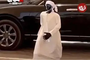 ببینید| حضور خبرساز یک ربات در نماز عید قربان