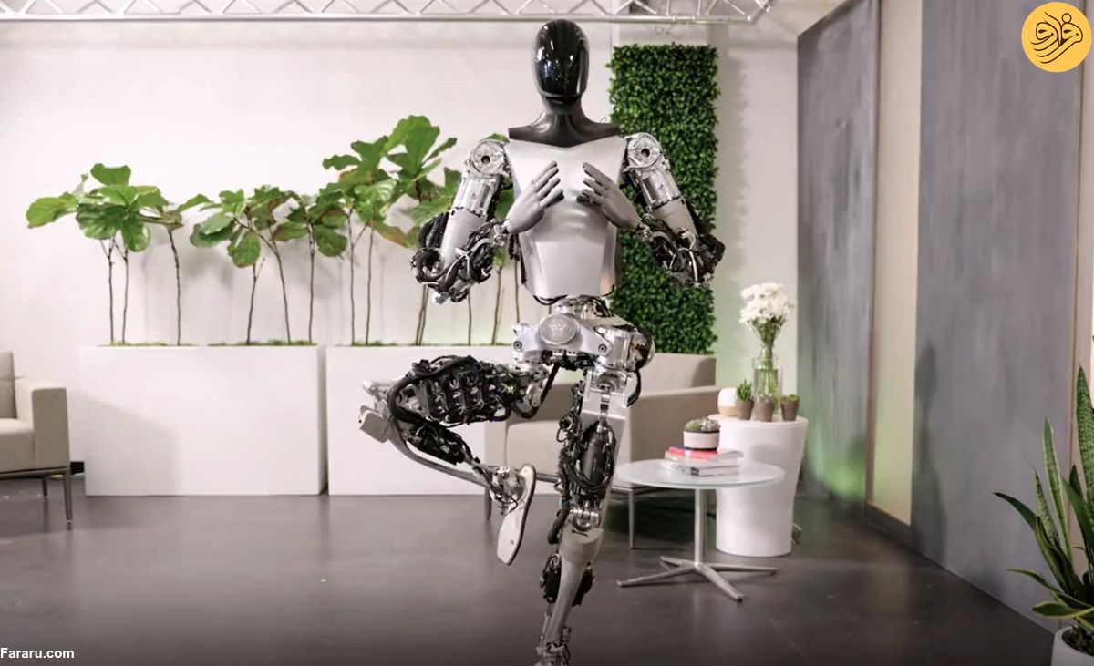 (ویدئو) مهارت ربات تسلا در انجام حرکات یوگا
