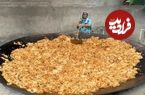 ببینید؛ غذای روستایی در هند؛ پخت نودل تند با سبزیجات توسط مادر بزرگ روستایی