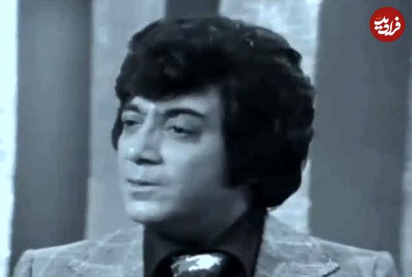 عکس؛ سفر به تاریخ؛ «اکبر گلپایگانی» (گلپا) و همسرش «گلی خانم» سر سفرۀ عقد