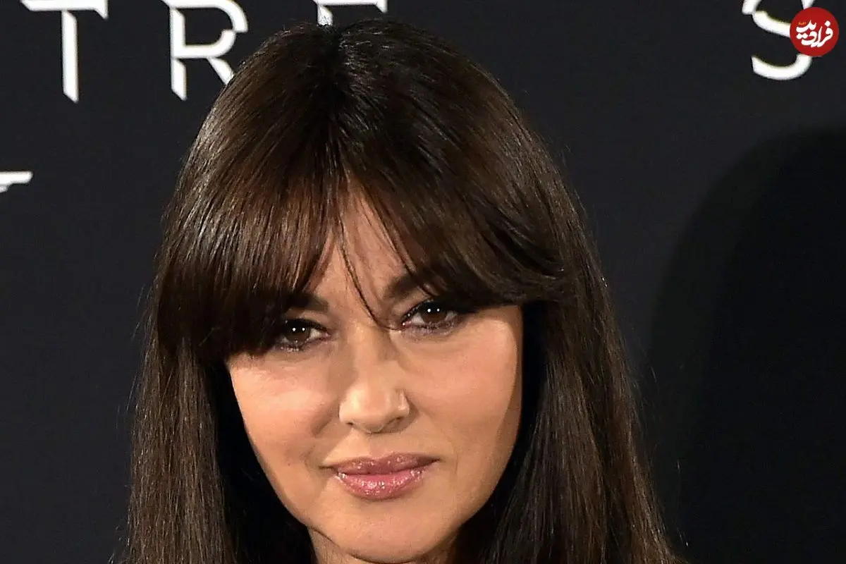 عکس| سفر در زمان؛ «مونیکا بلوچی 42 ساله» در مراسم افتتاحیه یک فیلم در پاریس؛ سال 1384