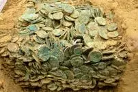 معمای «گنجینۀ 70 هزار سکّه‌» که 2 هزار سال قبل در مکانی دورافتاده دفن شد