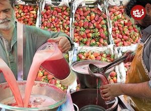 ببینید؛ غذای خیابانی در پاکستان؛ تهیه نوشیدنی با توت فرنگی و یخ در کراچی