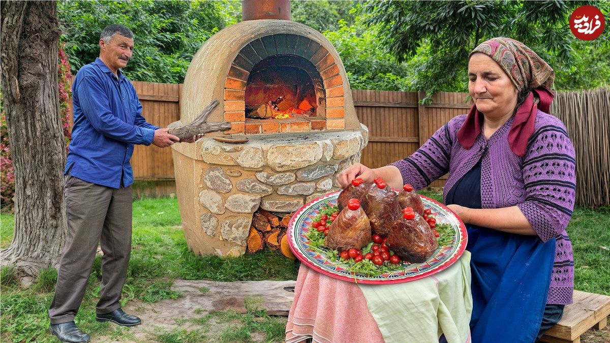 ببینید؛ غذای روستایی در آذربایجان؛ پخت یک غذای سنتی خاص با دل گاو