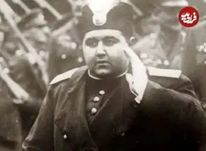 عکس| سفر در زمان؛ «احمدشاه قاجار» سوار بر اتومبیل و در مسیر اروپا