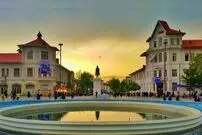 عکسی قدیمی و دیده نشده از میدان شهرداری رشت در سال 1305