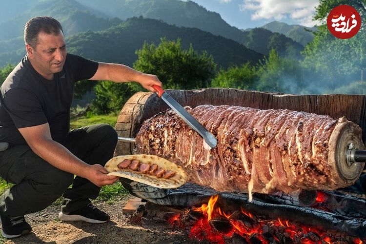 ببینید؛ غذای روستایی در آذربایجان؛ تهیه دونر کباب با گوشت گاو واگیو در طبیعت