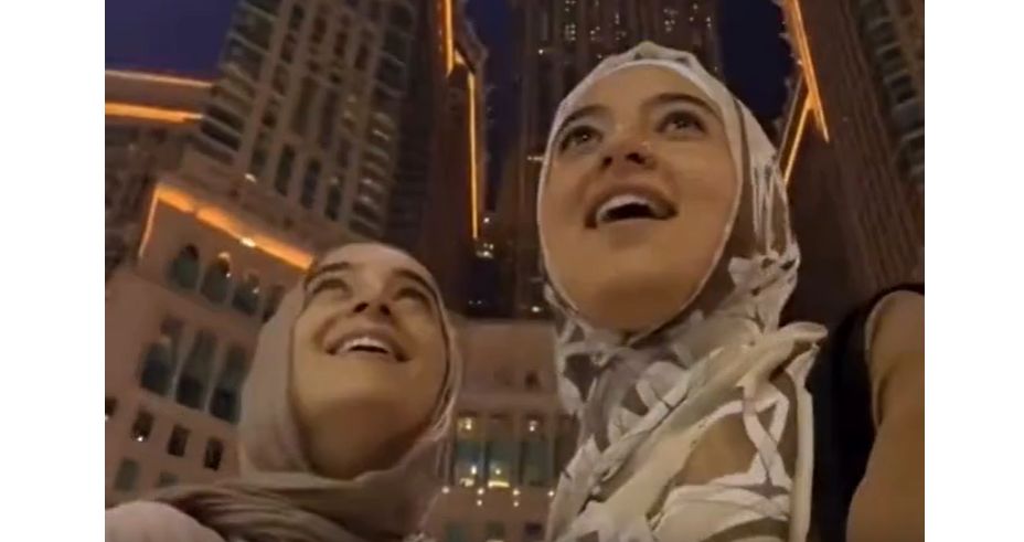 (ویدیو) سلفی پربازدید دو خواهر عربستانی هنگام برخورد صاعقه