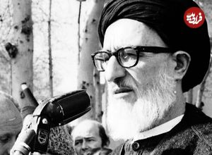 عکس؛ سفر در زمان؛ «آیت الله طالقانی در جوانی و در کنار دوستان اش»؛ دهه 20