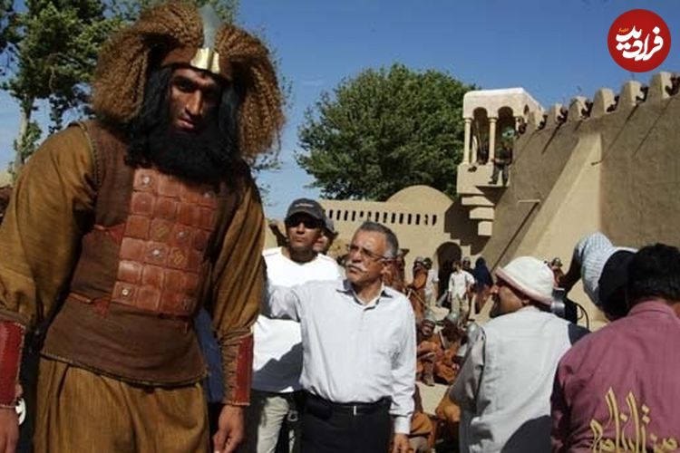 عکس؛ سفر به تاریخ؛ «غول زبیری» (سریال مختارنامه) در آغوش «جواد رضویان»