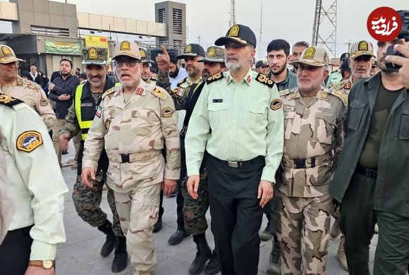 عکس؛ سفر در زمان؛ «سردار رادان با درجه سرتیپ دومی و در 43 سالگی؛ سال 1385