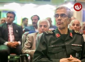 عکس؛ سفر در زمان؛ «سرلشکر باقری در حال ادای احترام نظامی به پرچم ایران»؛ سال 96