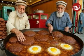 ببینید؛ غذای خیابانی در افغانستان؛ پخت چپلی کباب های غول پیکر در کابل