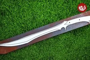 ببینید| فرآیند ساخت شمشیر افسانه ای فیلم ارباب حلقه ها با فنر زنگ زده کامیون