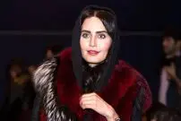 (تصاویر) الناز شاکردوست در حال یوگا مقابل بیستون با لباس و تیپی متفاوت!